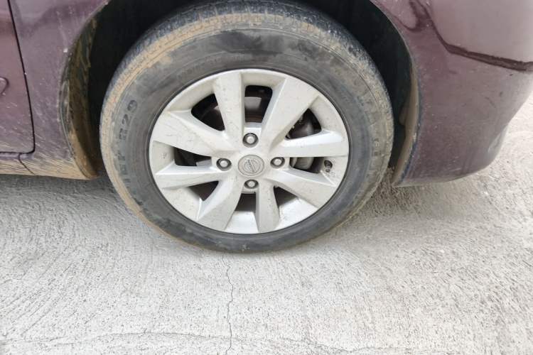 Used Nissan Livina 2013 Jinrui 1.6XL CVT Comfort Edition Right Front Wheel Hub