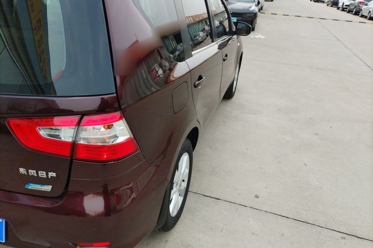 Used Nissan Livina 2013 1.6XE CVT Comfort Edition Right Rear Taillight