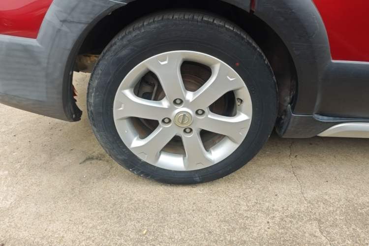 Used Nissan Livina 2013 JINRUI 1.6XV CVT Luxury Edition Right Rear Wheel Hub
