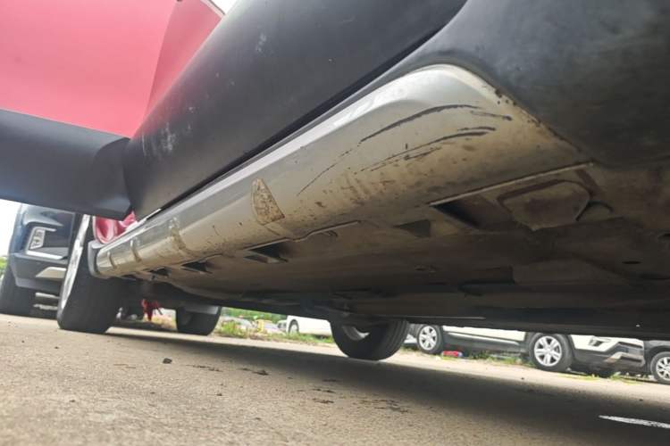 Used Nissan Livina 2013 JINRUI 1.6XV CVT Luxury Edition Right Side Sill