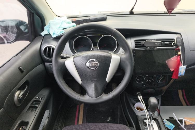 Used Nissan Livina 2013 Jinrui 1.6XL CVT Comfort Edition Steering Wheel