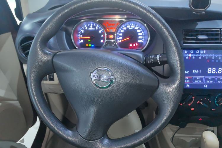 Used Nissan Livina 2013 1.6XE CVT Comfort Edition Steering Wheel