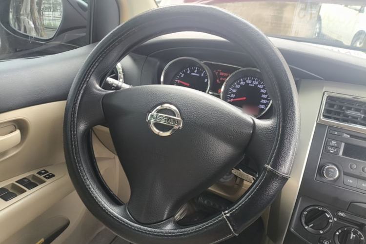 Used Nissan Livina 2013 1.6XE CVT Comfort Edition Steering Wheel