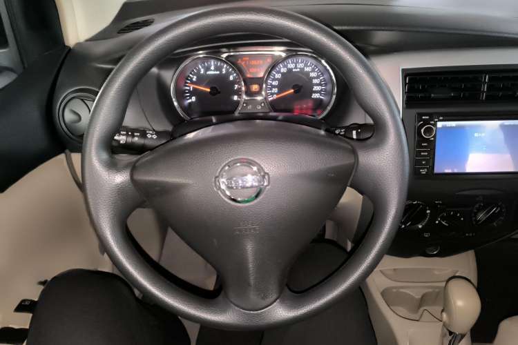 Used Nissan Livina 2013 1.6XE CVT Comfort Edition Steering Wheel