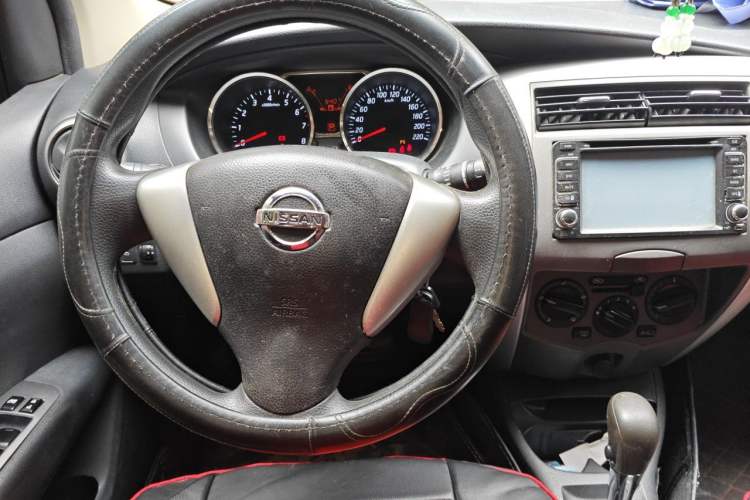 Used Nissan Livina 2013 Jinrui 1.6XL CVT Comfort Edition Steering Wheel