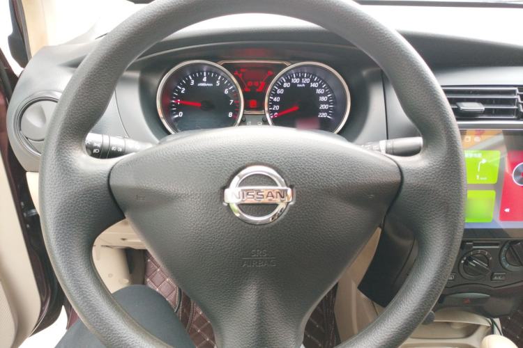 Used Nissan Livina 2013 1.6XE CVT Comfort Edition Steering Wheel