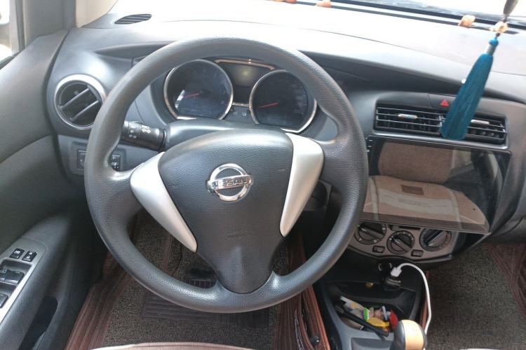 Used Nissan Livina 2013 Jingrui 1.6XL Manual Comfort Edition Steering Wheel