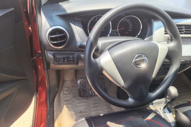 Used Nissan Livina 2013 Jinrui 1.6XL CVT Comfort Edition Steering Wheel