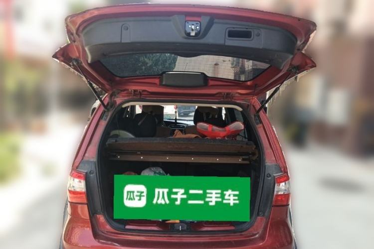 Used Nissan Livina 2013 Jingrui 1.6XL Manual Comfort Edition Trunk