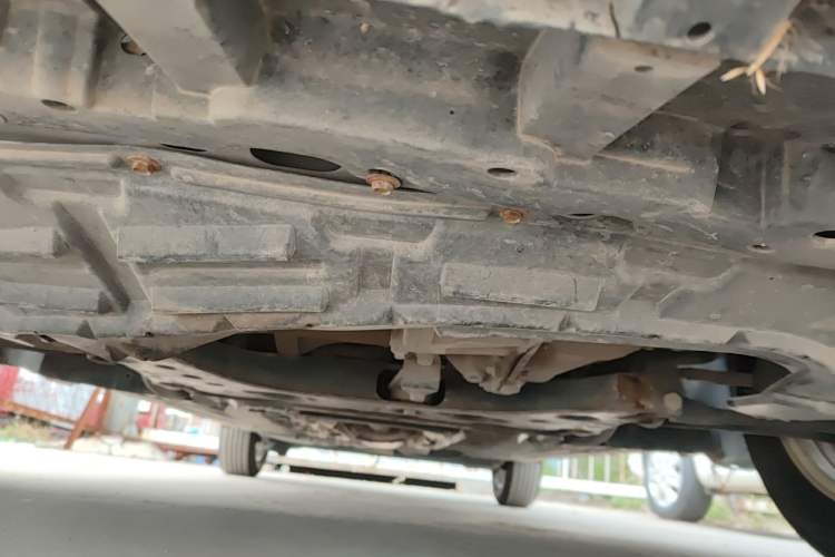 Used Nissan Livina 2013 1.6XE Manual Comfort Edition Chassis Front