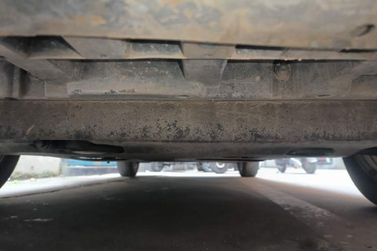 Used Nissan Livina 2013 1.6XE Manual Comfort Edition Chassis Front