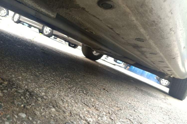 Used Nissan Livina 2013 1.6XE Manual Comfort Edition Chassis Front Left