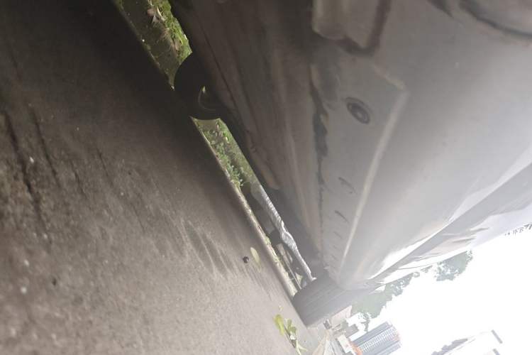 Used Nissan Livina 2013 1.6XE Manual Comfort Edition Chassis Front Left