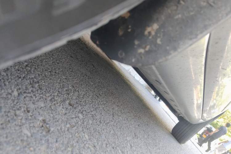 Used Nissan Livina 2013 1.6XE Manual Comfort Edition Chassis Front Left