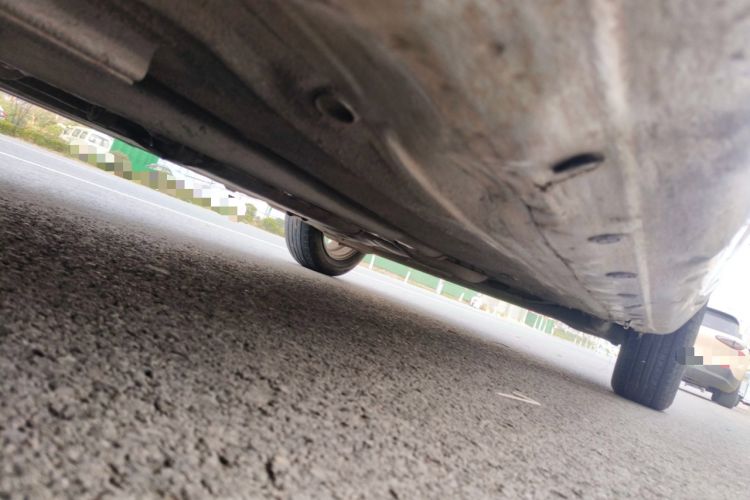 Used Nissan Livina 2013 1.6XE Manual Comfort Edition Chassis Front Left