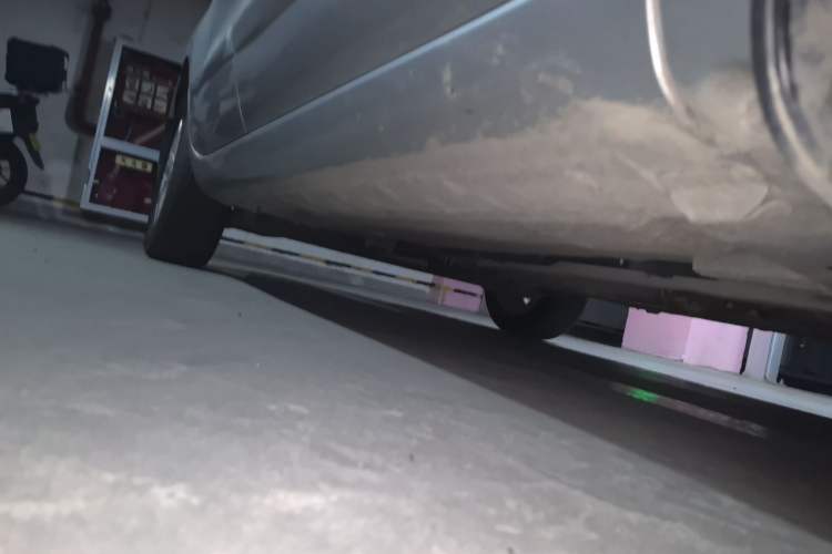 Used Nissan Livina 2013 1.6XL CVT Luxury Edition Chassis Front Right