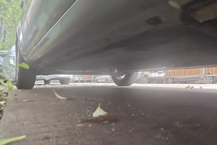 Used Nissan Livina 2013 1.6XE Manual Comfort Edition Chassis Front Right