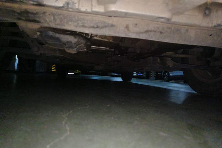 Used Nissan Livina 2013 1.6XL Manual Luxury Edition Chassis Front