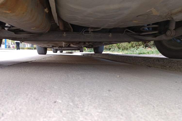 Used Nissan Livina 2013 1.6XE Manual Comfort Edition Chassis Rear
