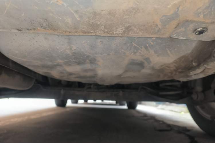Used Nissan Livina 2013 1.6XE Manual Comfort Edition Chassis Rear