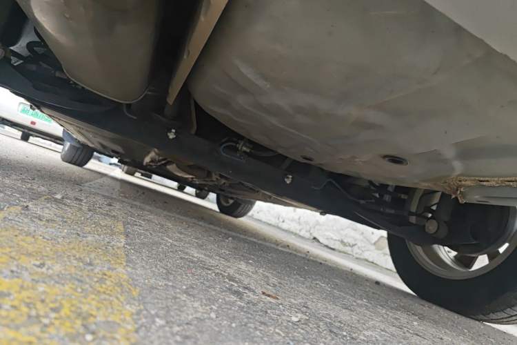 Used Nissan Livina 2013 1.6XL Manual Luxury Edition Chassis Rear
