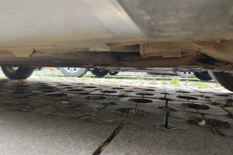 Used Nissan Livina 2013 Jingrui 1.6XL Manual Comfort Edition Chassis Rear Left