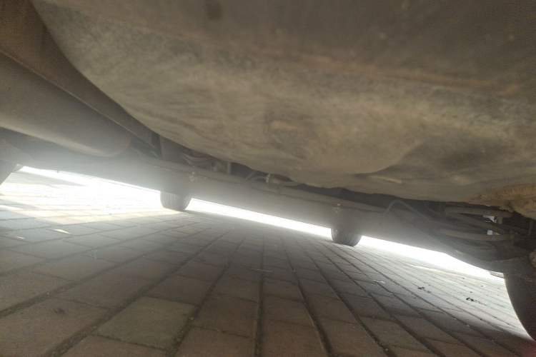 Used Nissan Livina 2013 1.6XE Manual Comfort Edition Chassis Rear