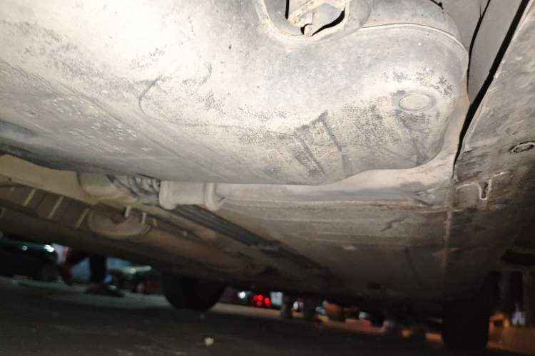 Used Nissan Livina 2013 1.6XE Manual Comfort Edition Chassis Rear Right