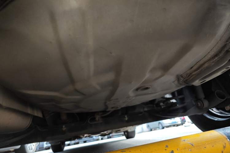 Used Nissan Livina 2013 1.6XE Manual Comfort Edition Chassis Rear