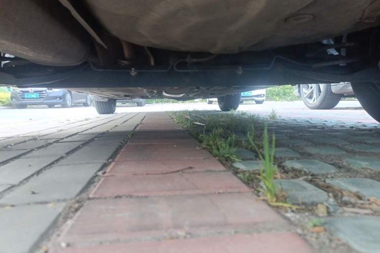 Used Nissan Livina 2013 1.6XE Manual Comfort Edition Chassis Rear