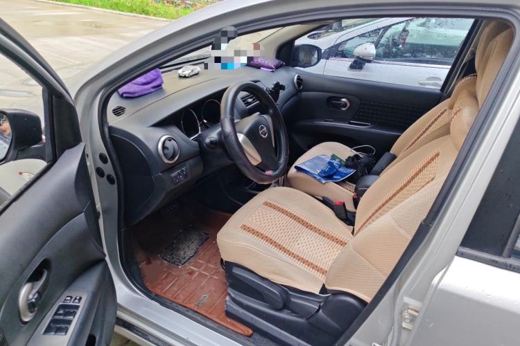 Used Nissan Livina 2013 Jinrui 1.6XL CVT Comfort Edition Driver Seat