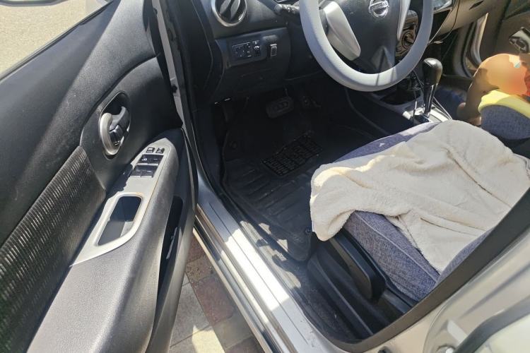 Used Nissan Livina 2013 Jinrui 1.6XL CVT Comfort Edition Driver Seat