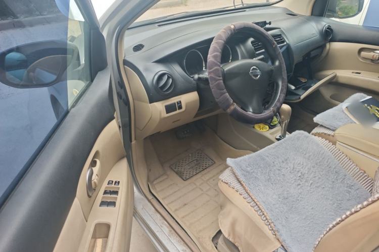 Used Nissan Livina 2013 1.6XE CVT Comfort Edition Driver Seat