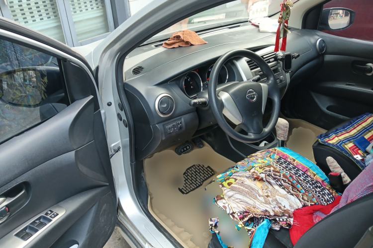 Used Nissan Livina 2013 Jinrui 1.6XL CVT Comfort Edition Driver Seat