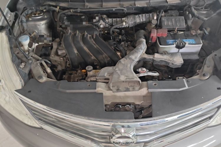 Used Nissan Livina 2013 1.6XE CVT Comfort Edition Engine Bay