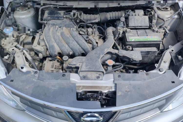 Used Nissan Livina 2013 JINRUI 1.6XV CVT Luxury Edition Engine Bay