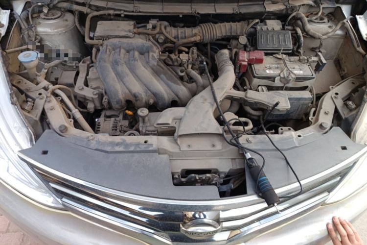 Used Nissan Livina 2013 1.6XE Manual Comfort Edition Engine Bay