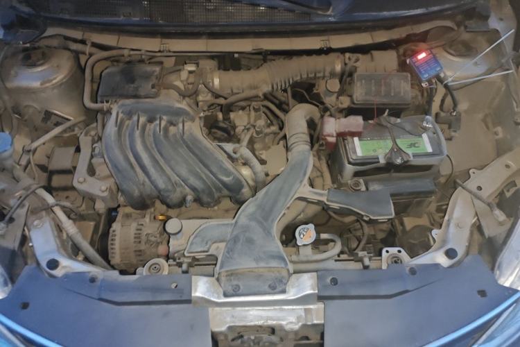 Used Nissan Livina 2013 1.6XE Manual Comfort Edition Engine Bay