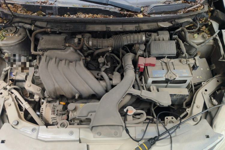 Used Nissan Livina 2013 1.6XL Manual Luxury Edition Engine Bay