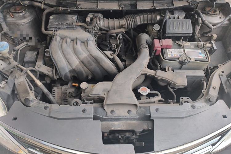 Used Nissan Livina 2013 1.6XE CVT Comfort Edition Engine Bay