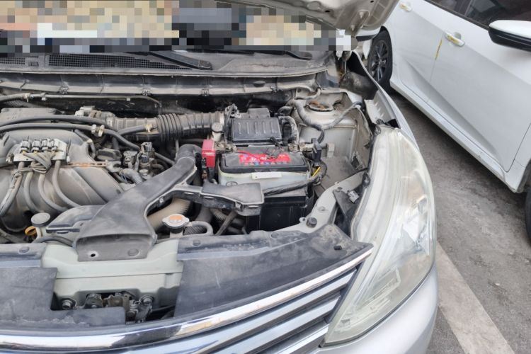 Used Nissan Livina 2013 1.6XE Manual Comfort Edition Engine Bay Left