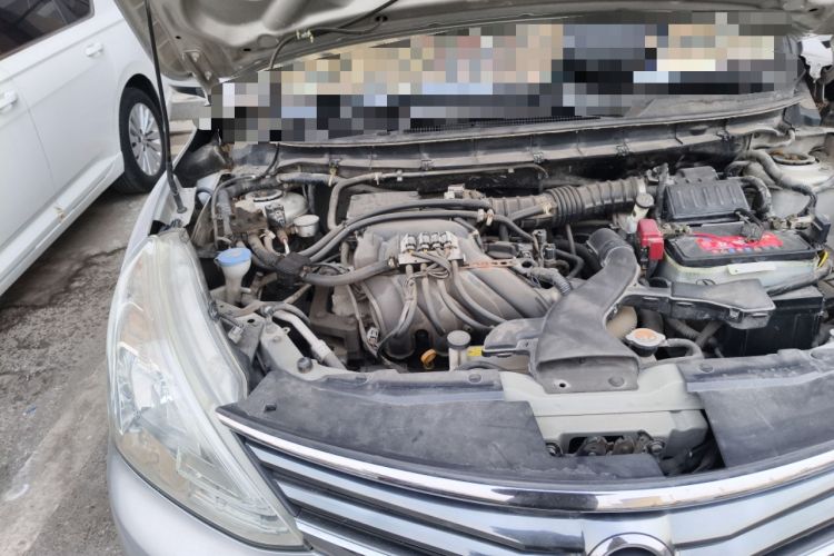 Used Nissan Livina 2013 1.6XE Manual Comfort Edition Engine Bay Right