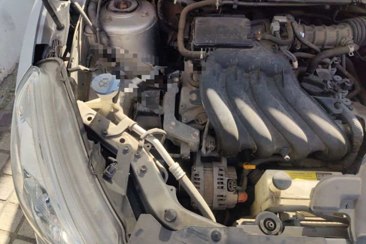 Used Nissan Livina 2013 1.6XE CVT Comfort Edition Engine Bay Right