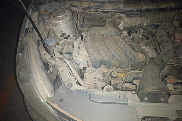 Used Nissan Livina 2013 1.6XE Manual Comfort Edition Engine Bay Right
