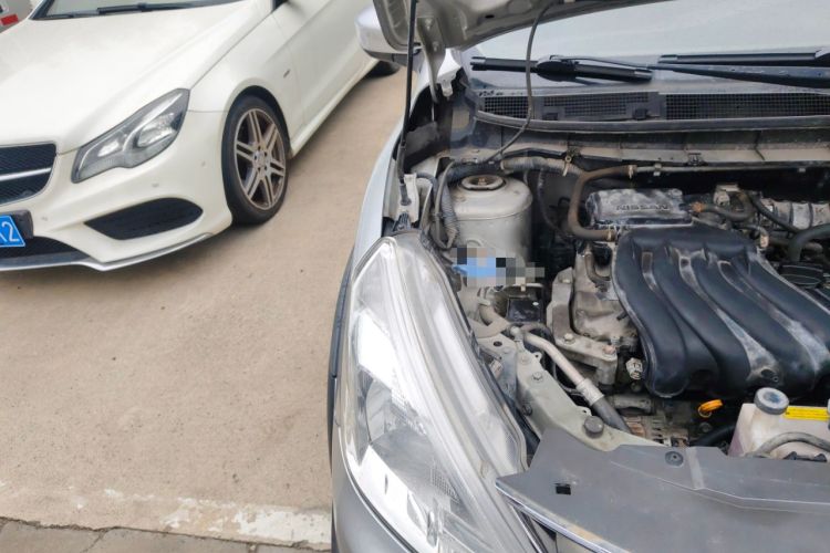 Used Nissan Livina 2013 Jinrui 1.6XL CVT Comfort Edition Engine Bay Right
