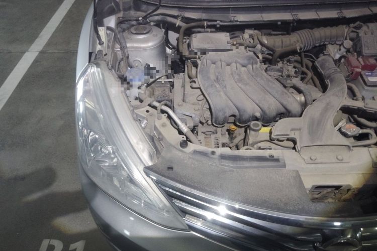 Used Nissan Livina 2013 1.6XL CVT Luxury Edition Engine Bay Right