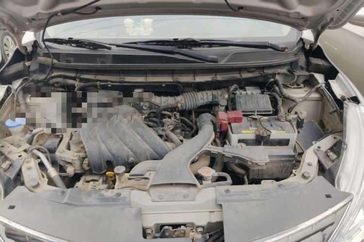 Used Nissan Livina 2013 Jingrui 1.6XL Manual Comfort Edition Engine Bay
