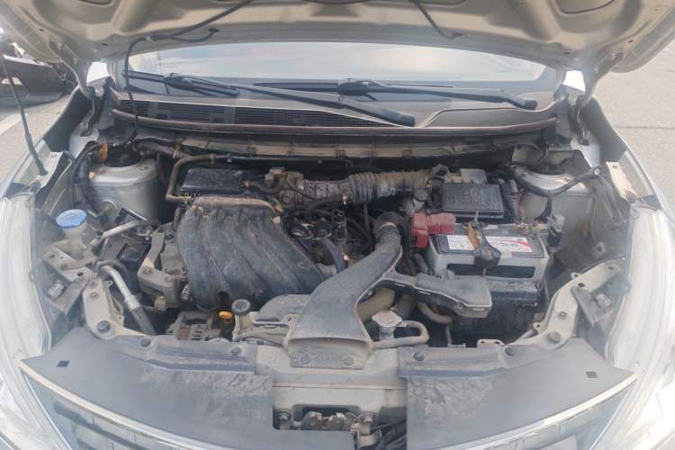 Used Nissan Livina 2013 Jinrui 1.6XL CVT Comfort Edition Engine Bay