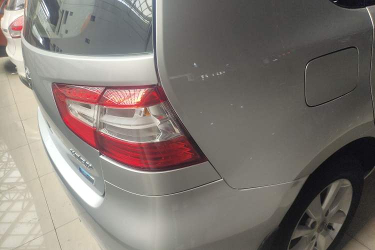 Used Nissan Livina 2013 1.6XE CVT Comfort Edition Exterior 3
