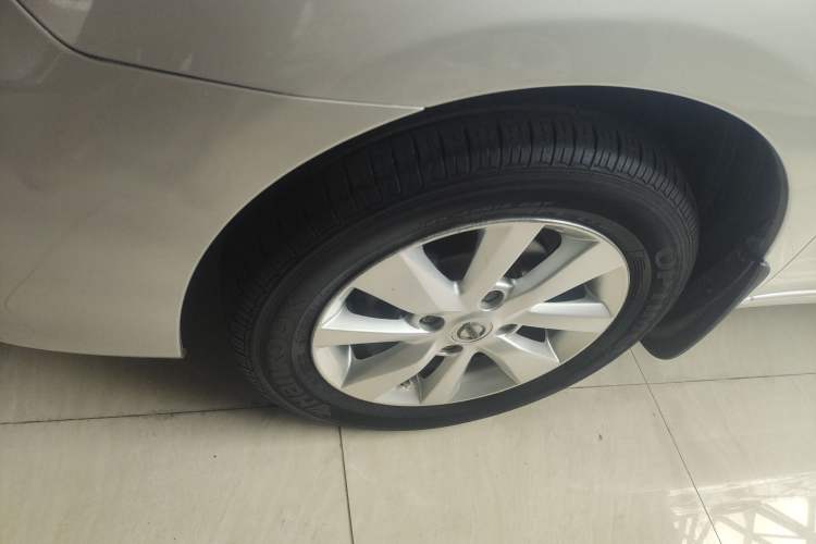 Used Nissan Livina 2013 1.6XE CVT Comfort Edition Exterior 4